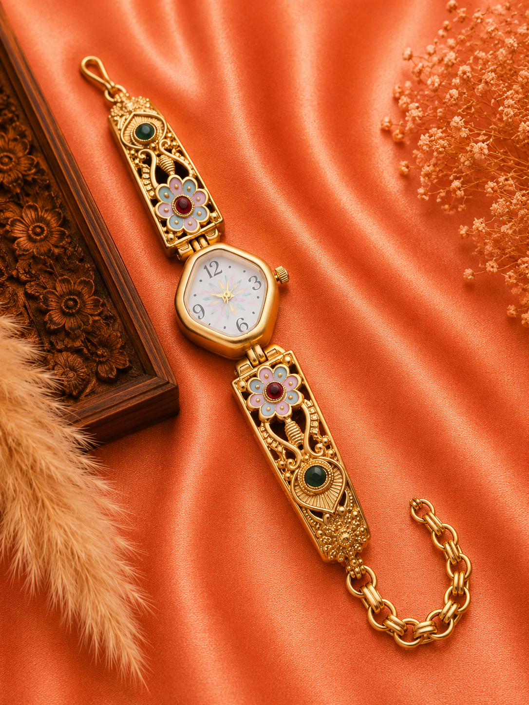 Elegant Women's Analog Watch
