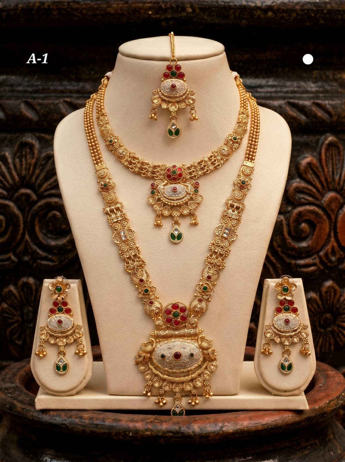 Ayudhara Traditional Antique Long Necklace Set